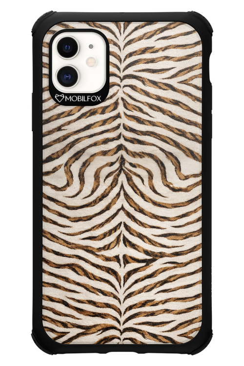 Adventure Charm - Apple iPhone 11