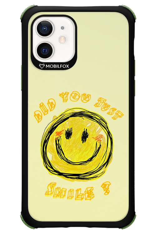 Crayon Smiley - Apple iPhone 12