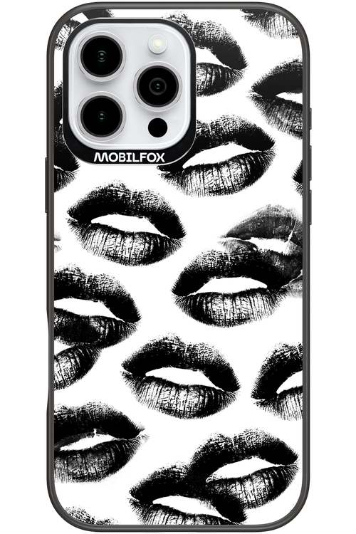Ghost Kiss 2.0 - Apple iPhone 16 Pro Max