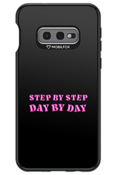 Step by Step Black - Samsung Galaxy S10e