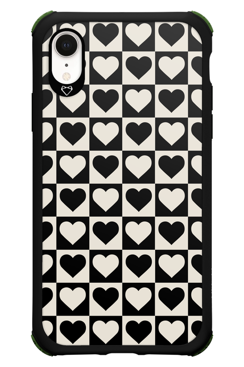 Checkered Heart - Apple iPhone XR