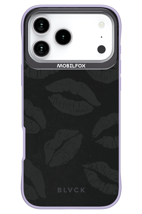 Dark Lips - Apple iPhone 17 Pro Max