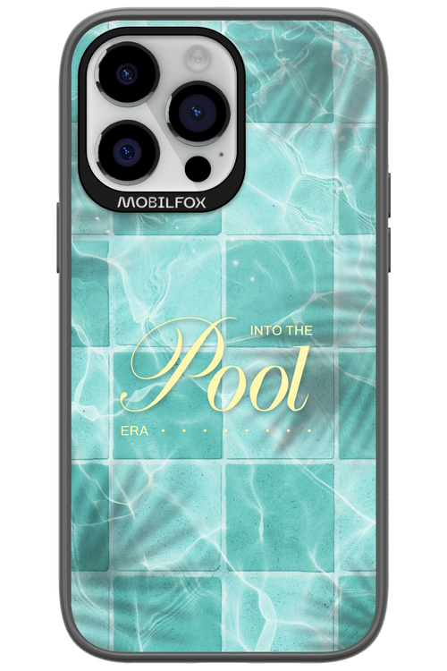 Into the Pool - Apple iPhone 14 Pro Max