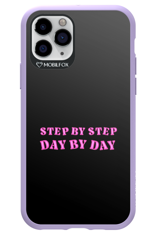 Step by Step Black - Apple iPhone 11 Pro