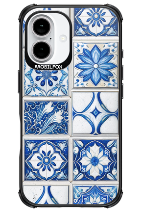 Antique - Apple iPhone 16