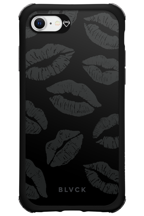 Dark Lips - Apple iPhone SE 2020