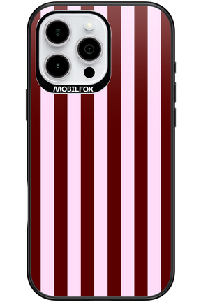 Circus Romance - Apple iPhone 16 Pro Max