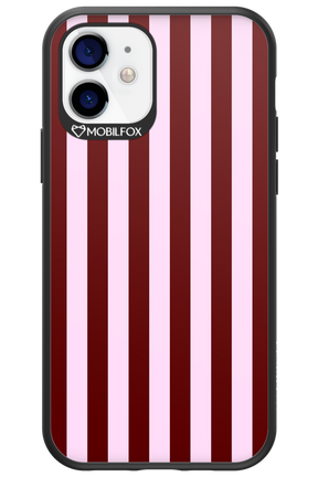 Circus Romance 2.0 - Apple iPhone 12