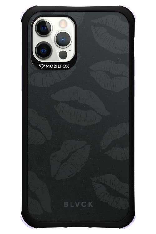 Dark Lips - Apple iPhone 12 Pro