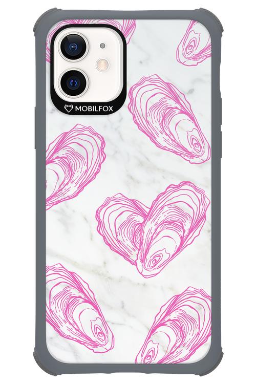 Shelly - Apple iPhone 12