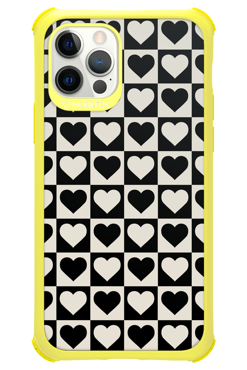 Checkered Heart - Apple iPhone 12 Pro