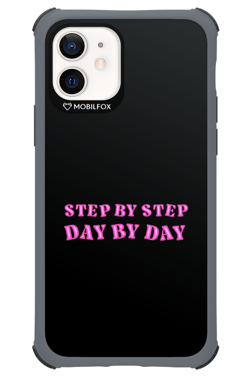 Step by Step Black - Apple iPhone 12