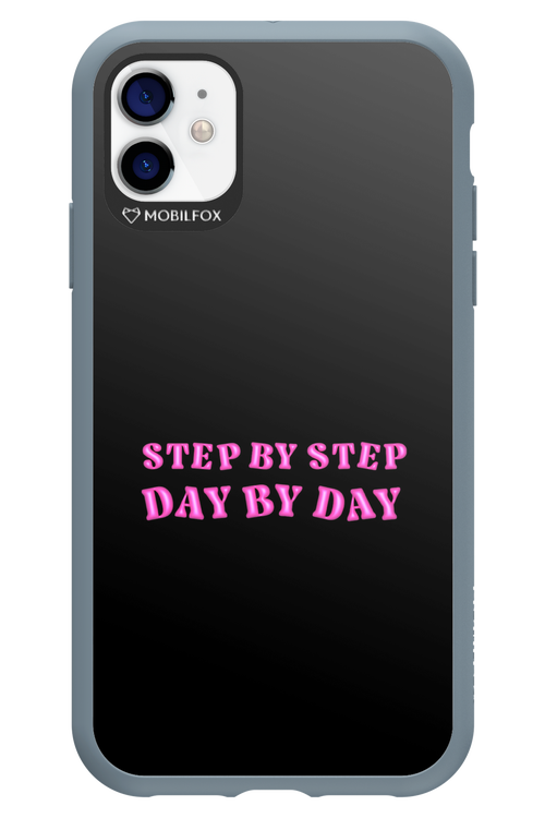 Step by Step Black 2.0 - Apple iPhone 11