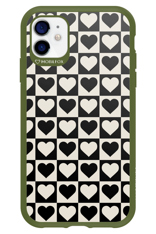 Checkered Heart - Apple iPhone 11