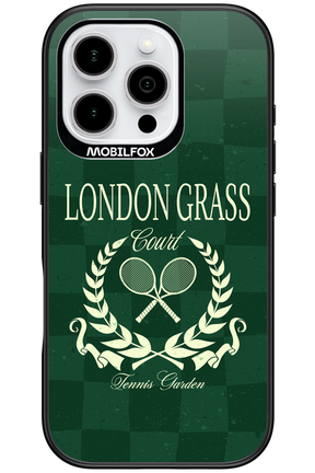 London Grass Court Garden 2.0 - Apple iPhone 16 Pro