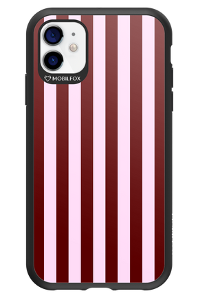 Circus Romance 2.0 - Apple iPhone 11