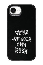 Risk Black - Apple iPhone 16e