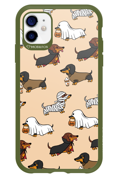Scary Dachshund - Apple iPhone 11