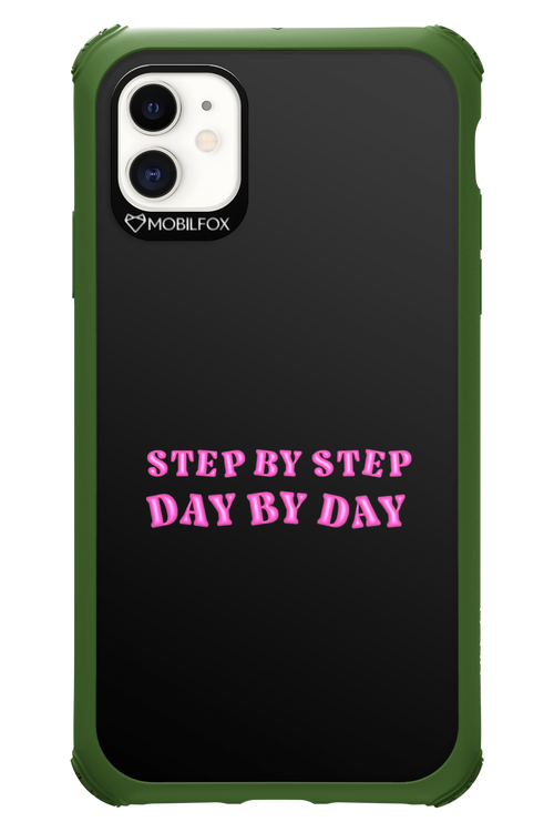 Step by Step Black 2.0 - Apple iPhone 11