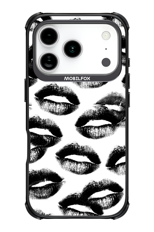 Ghost Kiss 2.0 - Apple iPhone 17 Pro