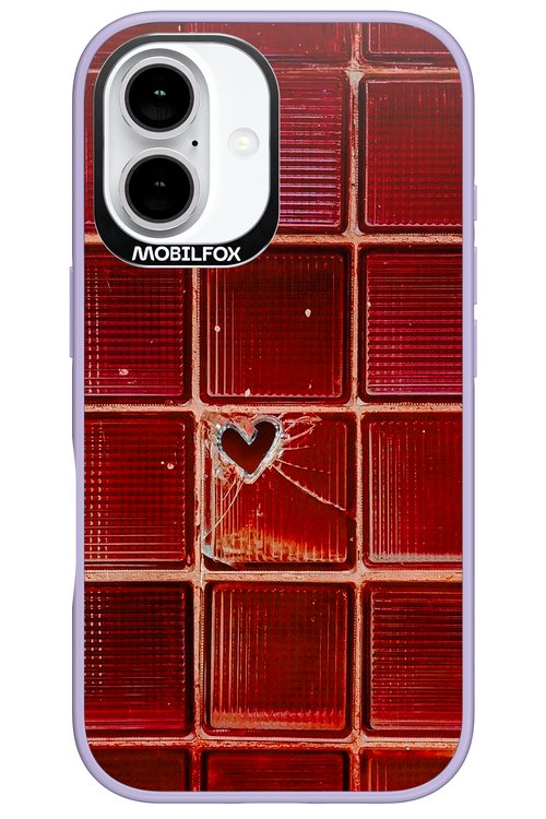Heartbroken - Apple iPhone 16