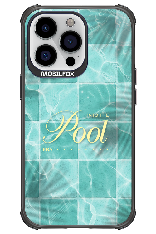 Into the Pool - Apple iPhone 13 Pro