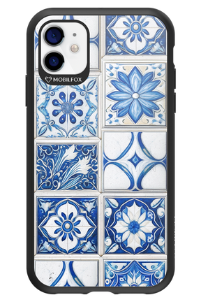 Antique - Apple iPhone 11