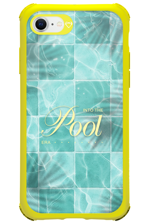 Into the Pool - Apple iPhone SE 2020