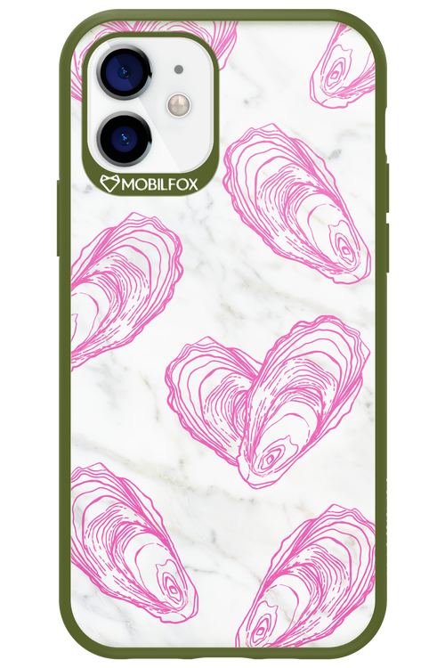 Shelly - Apple iPhone 12