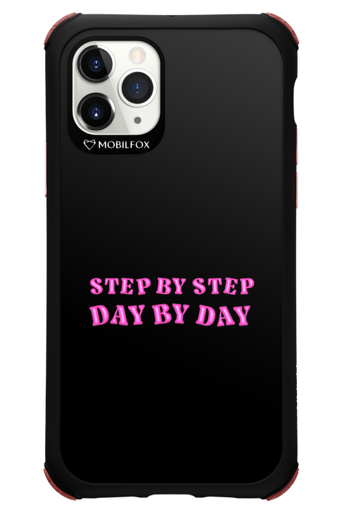 Step by Step Black - Apple iPhone 11 Pro