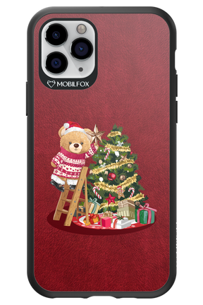 Christmas Bear (Burgundy) - Apple iPhone 11 Pro