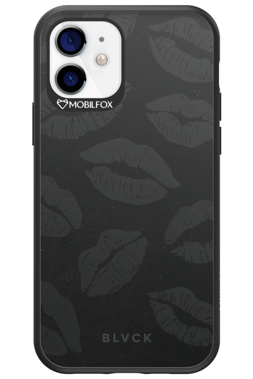 Dark Lips - Apple iPhone 12