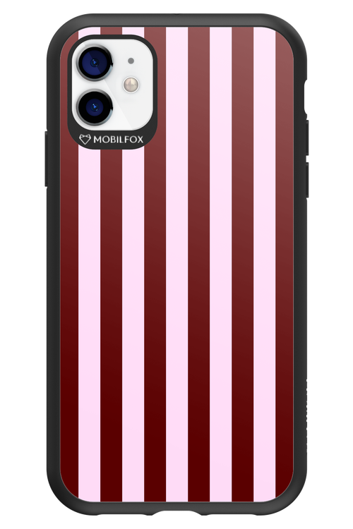 Circus Romance 2.0 - Apple iPhone 11