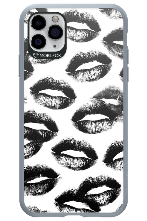 Ghost Kiss - Apple iPhone 11 Pro Max