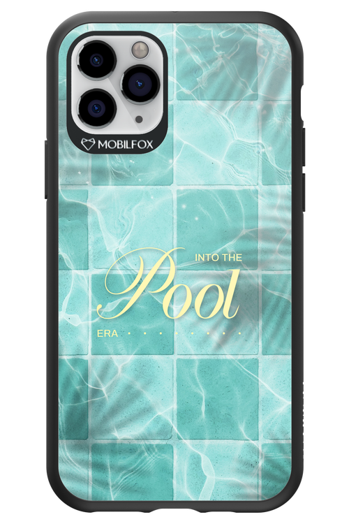 Into the Pool - Apple iPhone 11 Pro