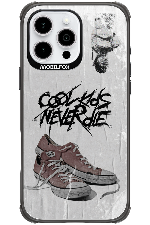 CKND - Apple iPhone 16 Pro Max