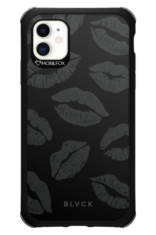 Dark Lips - Apple iPhone 11