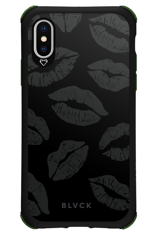 Dark Lips - Apple iPhone XS