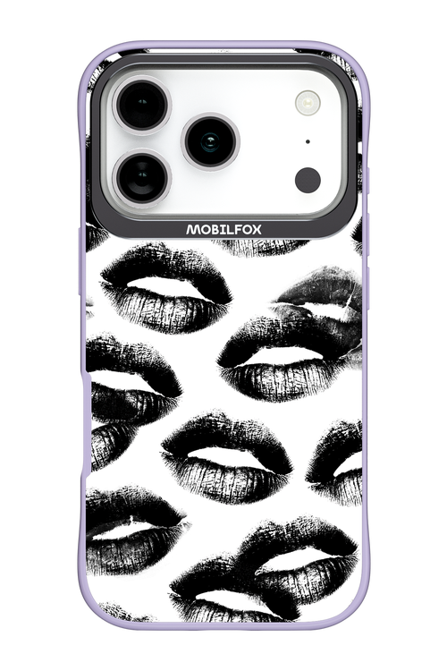 Ghost Kiss 2.0 - Apple iPhone 17 Pro