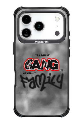 Family Gang - Apple iPhone 17 Pro