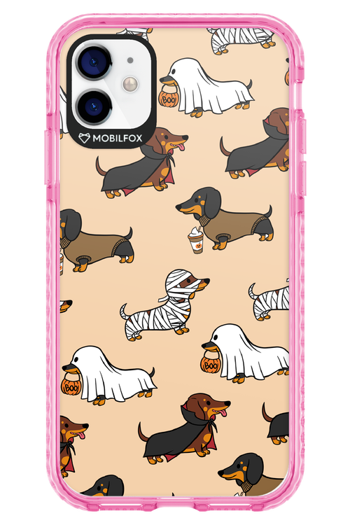 Scary Dachshund - Apple iPhone 11