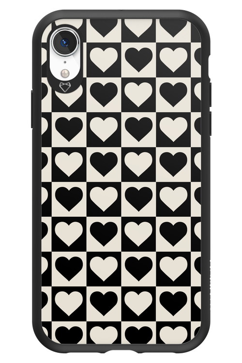 Checkered Heart - Apple iPhone XR