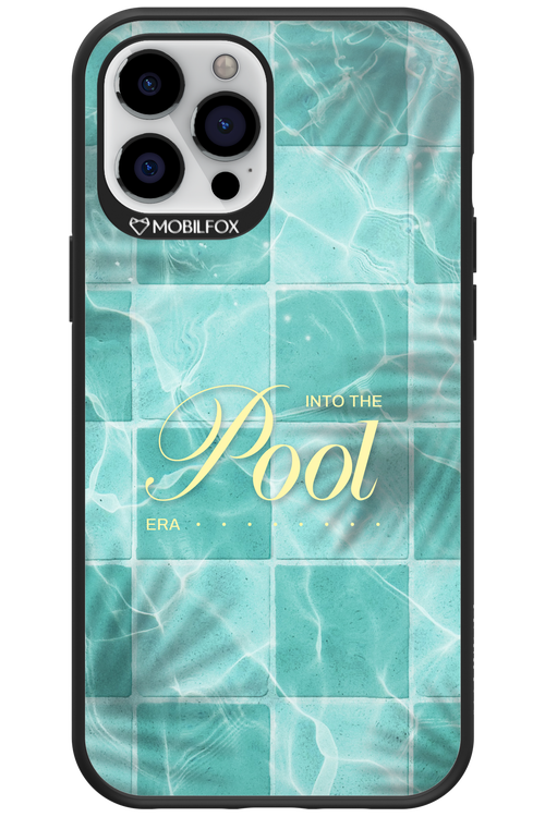 Into the Pool - Apple iPhone 12 Pro Max