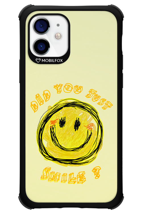 Crayon Smiley - Apple iPhone 12